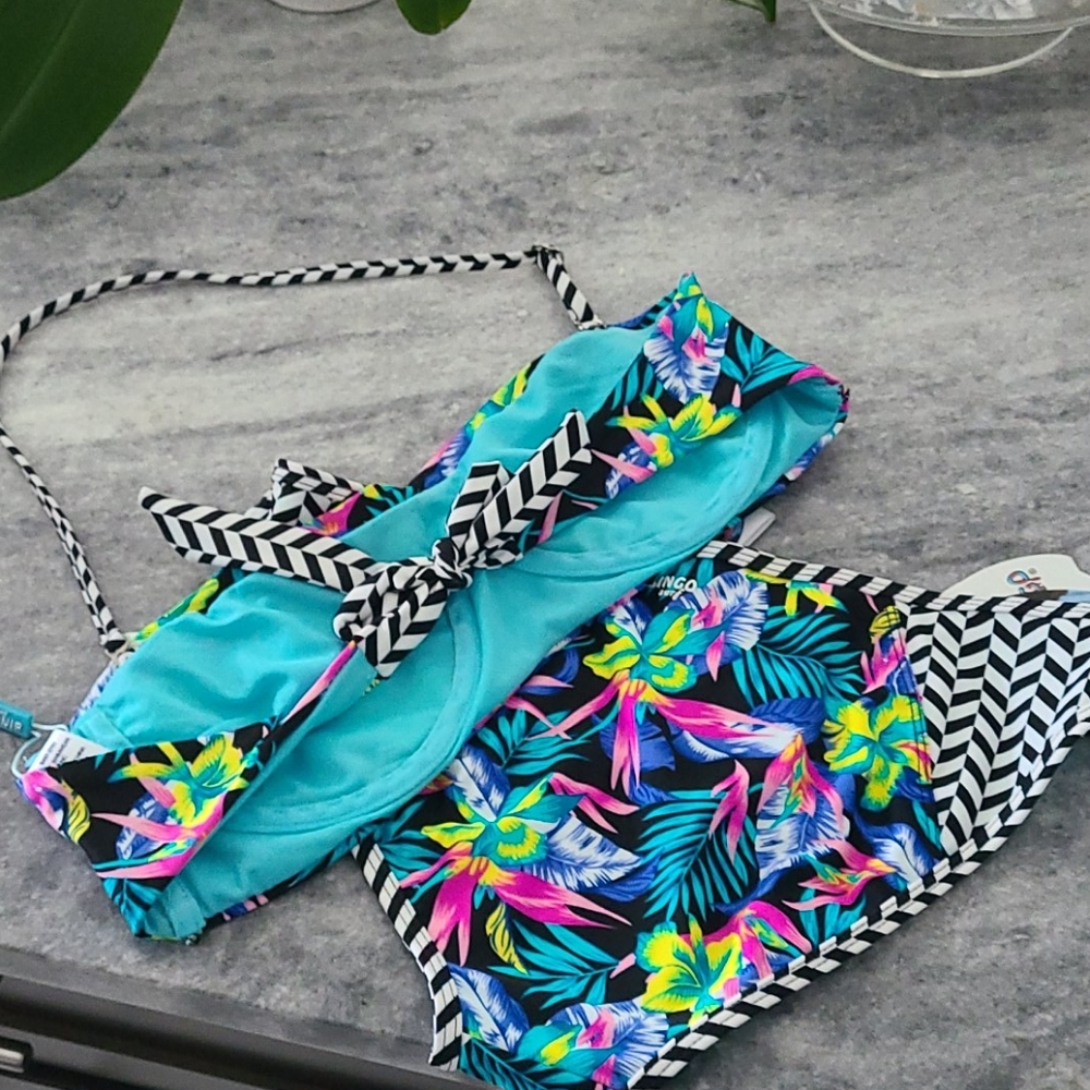 New!! Bikini set - Picture 2 of 2